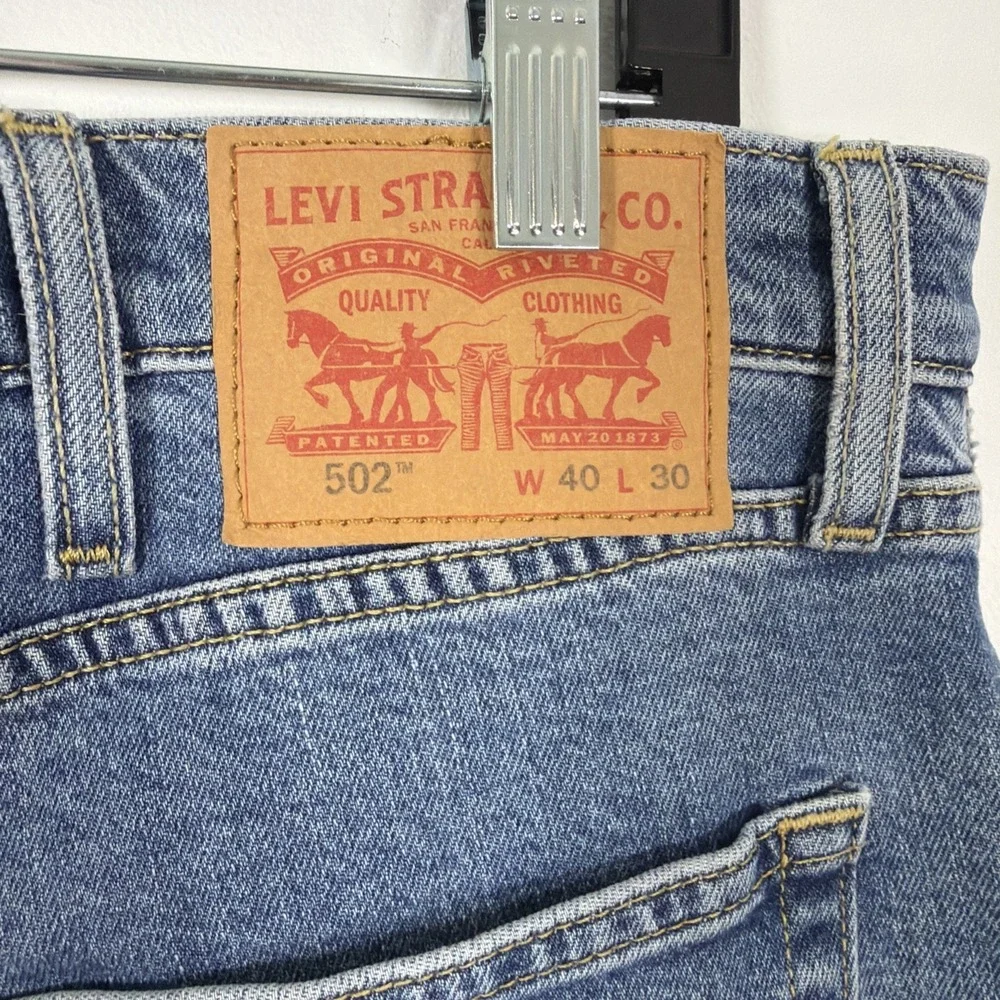 Levis‎ 502 Jeans Mens 40 x 30 Blue Medium Wash Denim Tapered Mid Rise Stretch